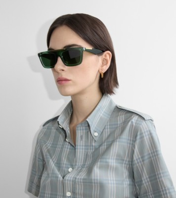 C324E7CF-E3E1-4E55-A985-