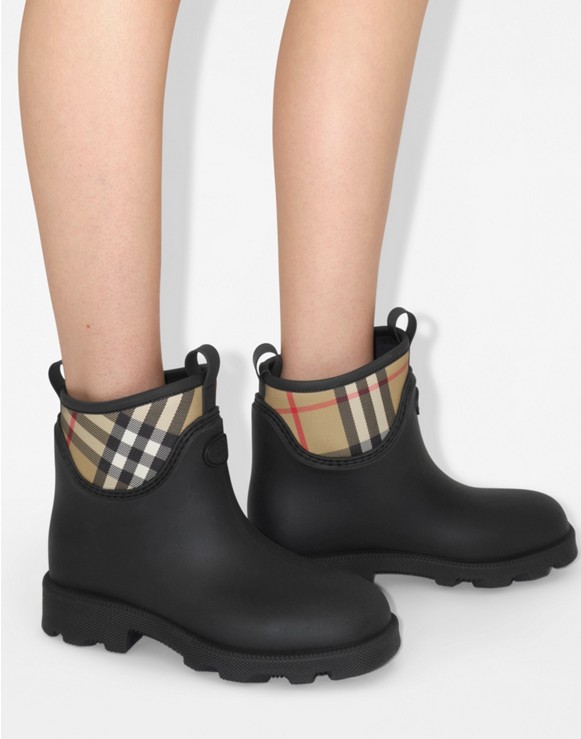 ウィメンズ デザイナー ブーツ｜Burberry® 公式サイト