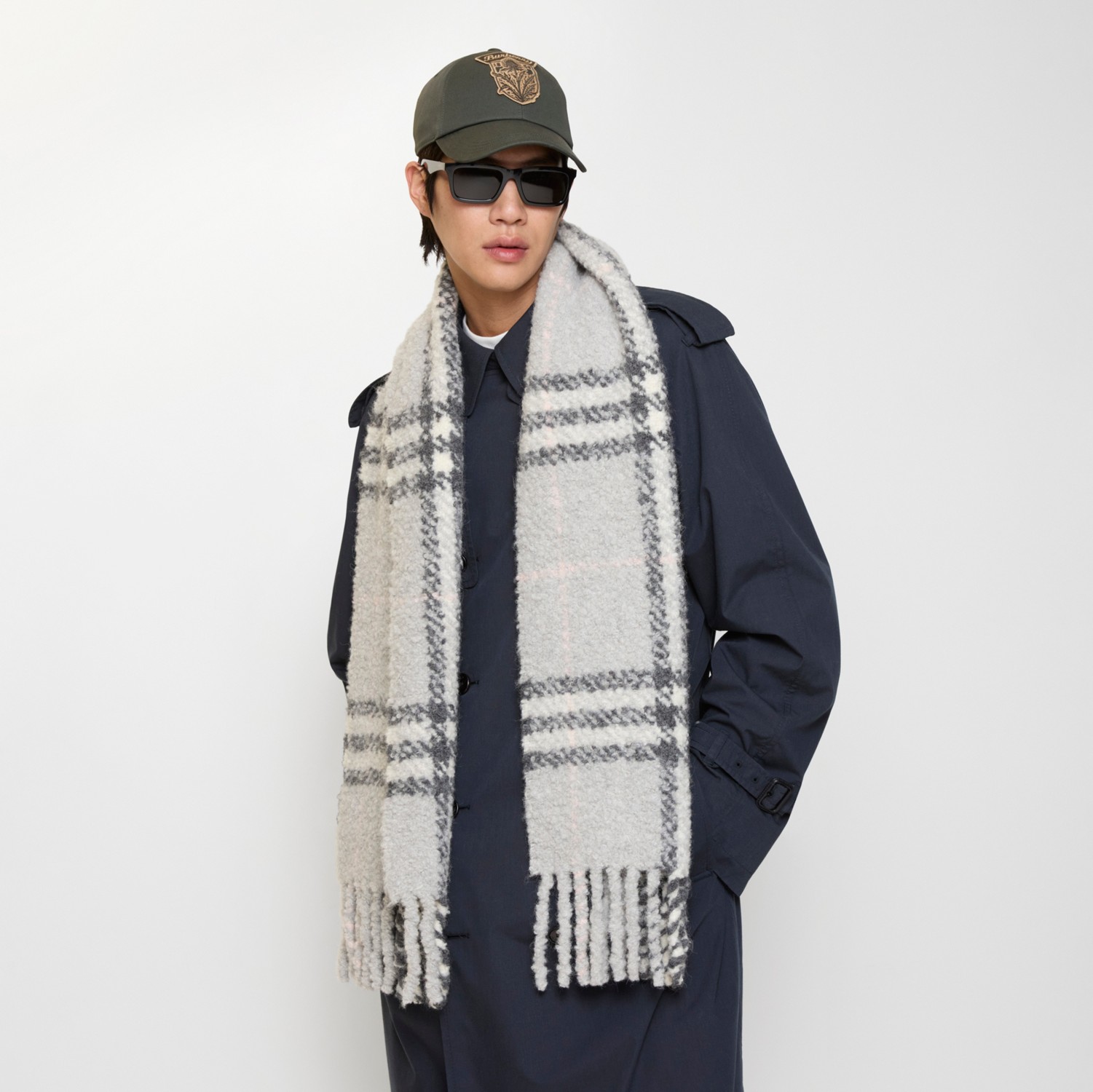 Check Alpaca Wool Blend Bouclé Scarf in Mitten grey | Burberry
