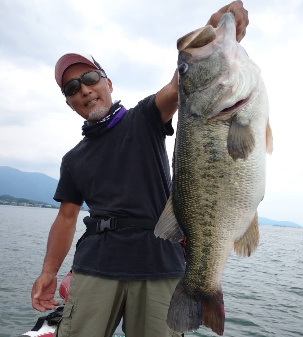 PRO ANGLER | BRUSH（ブラッシュ） 琵琶湖 バスフィッシング情報、釣果