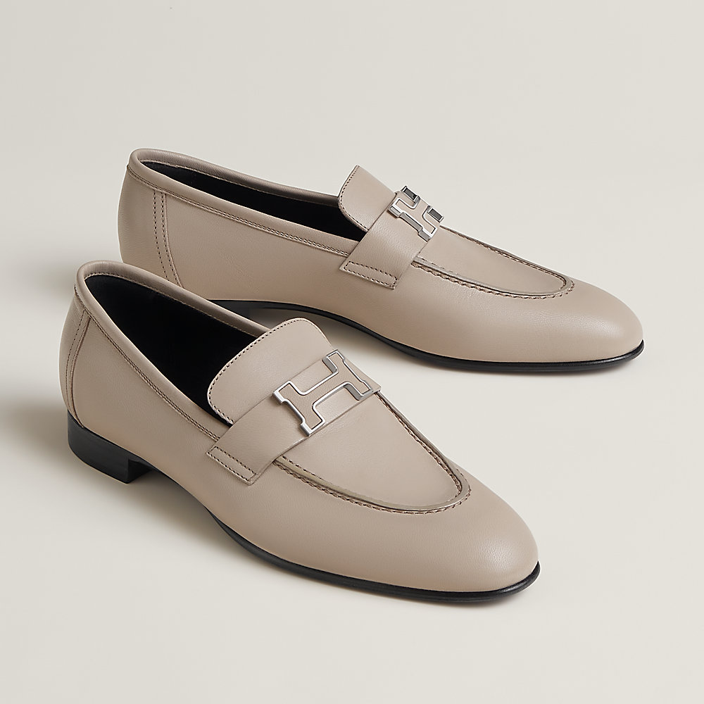 モカシン《パリ》 - ベージュ | Hermès - エルメス-公式サイト