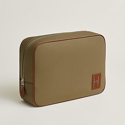 104349M 02_front_wm_1?size=