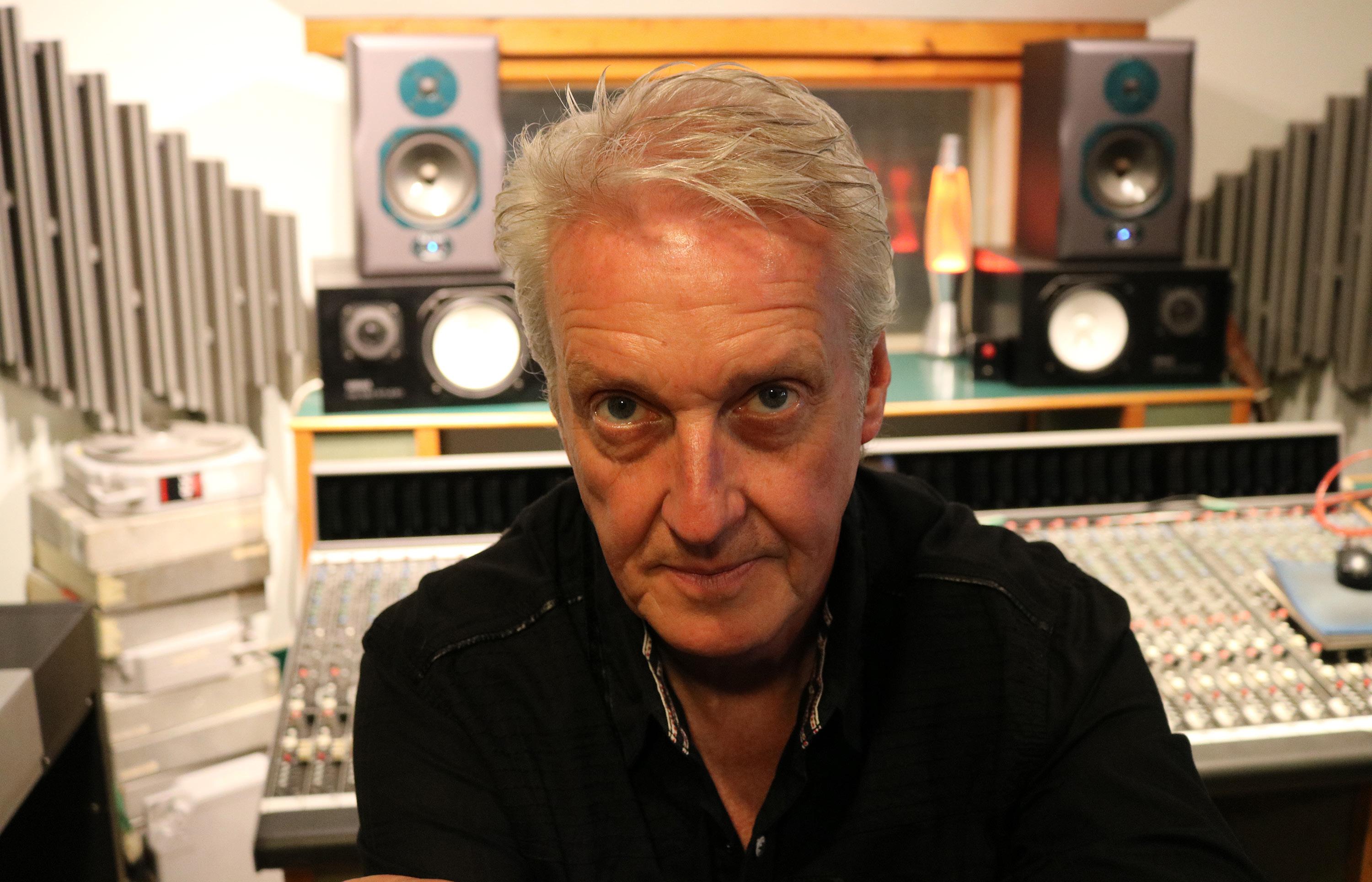 Steve Overland of FM and Groundbreaker - Issuu