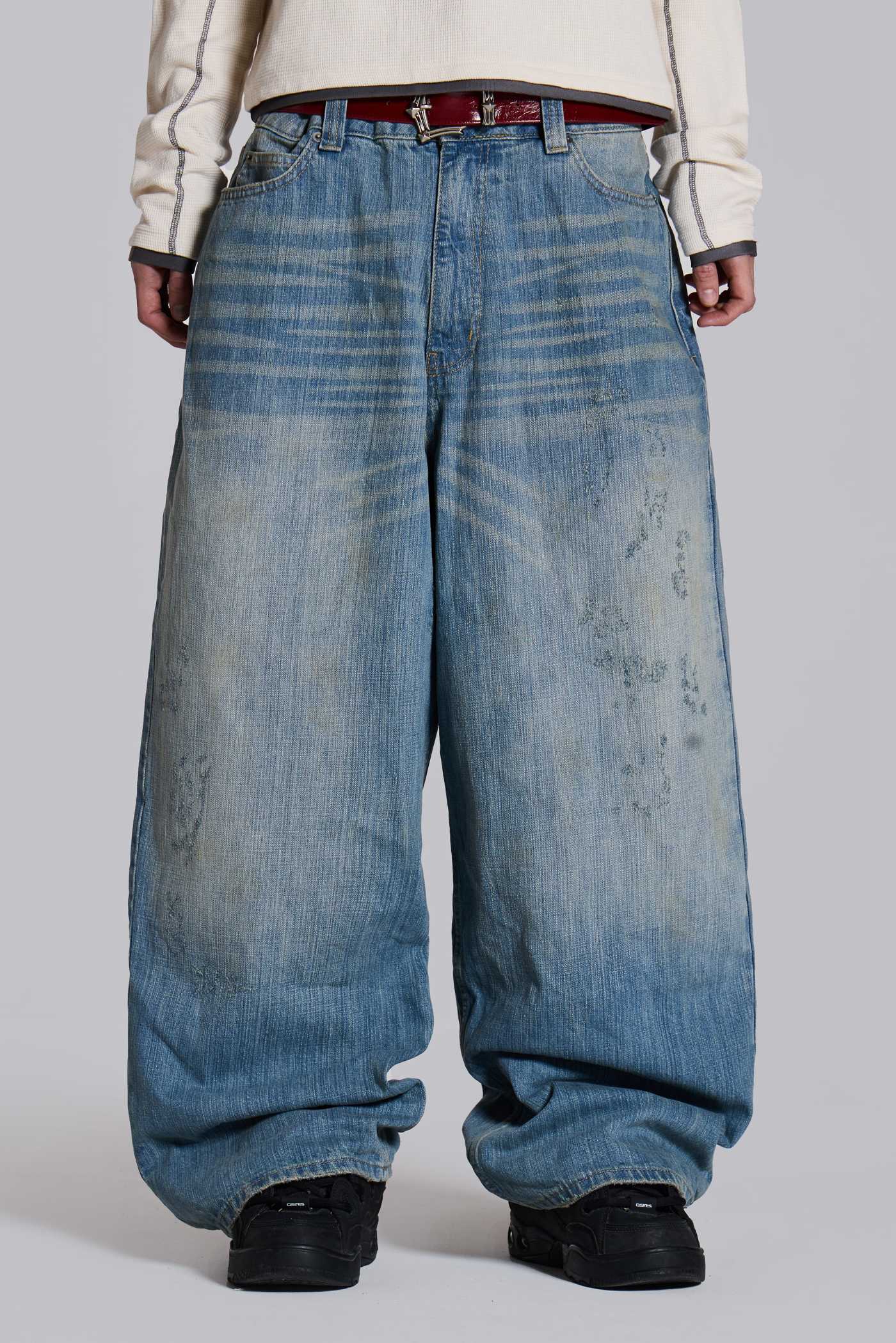 Shop Light Wash Slub XL Colossus Jeans | Jaded London | Clothing