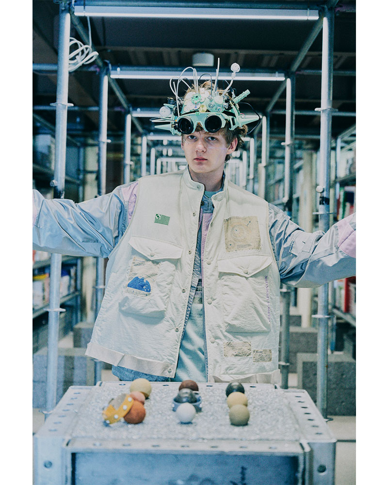 Mud Scientist Vest - ZUTOMAYO MART