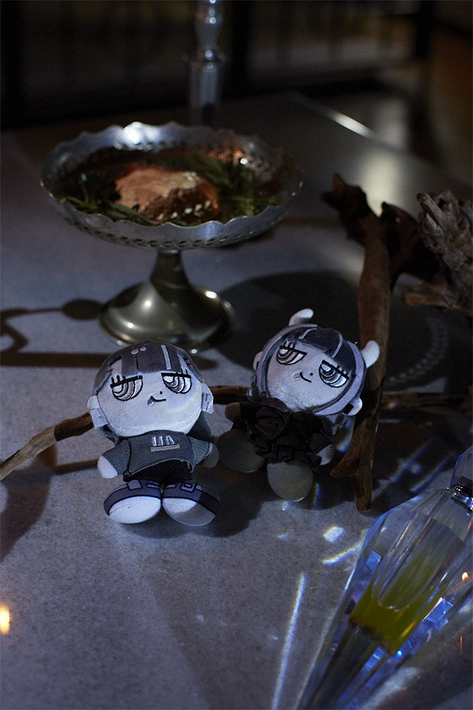 BLACK NIRACHAN mini NUI (Time Left) - ZUTOMAYO MART