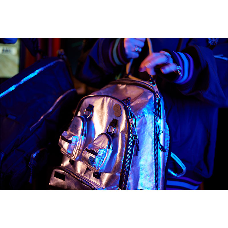 PREMIUM会員限定】バックパック(Limited Silver) - ZUTOMAYO MART