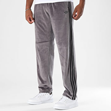 Adidas Originals - Jogging Pants Velour With Stripes SST Adicolor