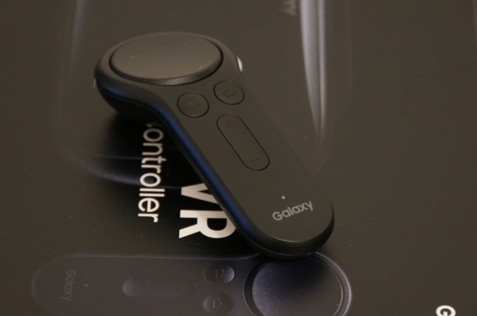 新型Gear VRとコントローラの使用感は？アプリを遊んだ感触など紹介