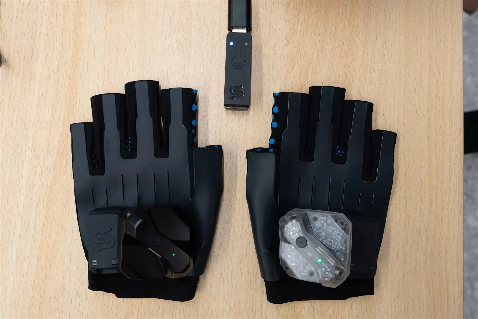 UOCAP モーションキャプチャーグローブ モーションキャプチャー用