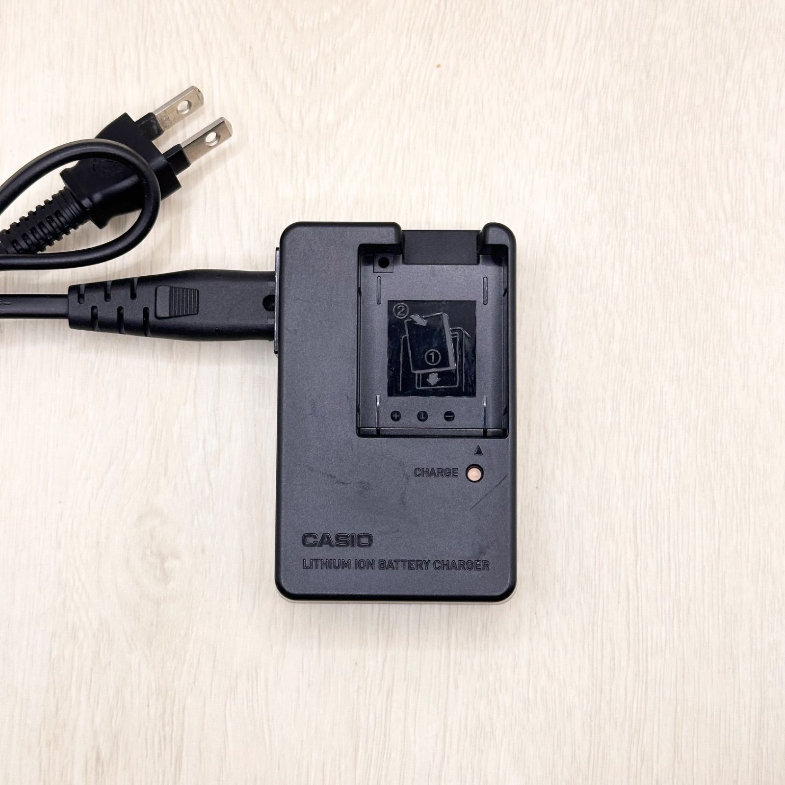 CASIO BC-70L 純正品 充電器 チャージャー NP-70 エクシリム EXILIM EX