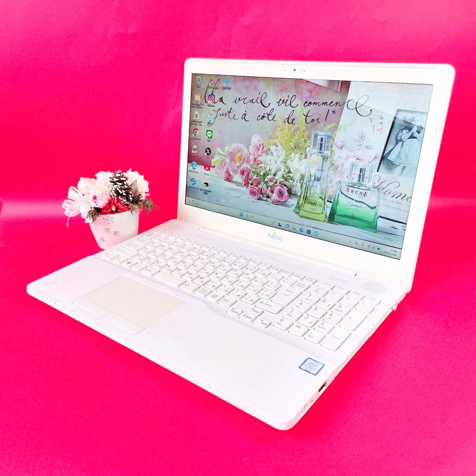 高性能Corei7✨️薄型ノートパソコン✨️動作良好 大容量SSD512GB