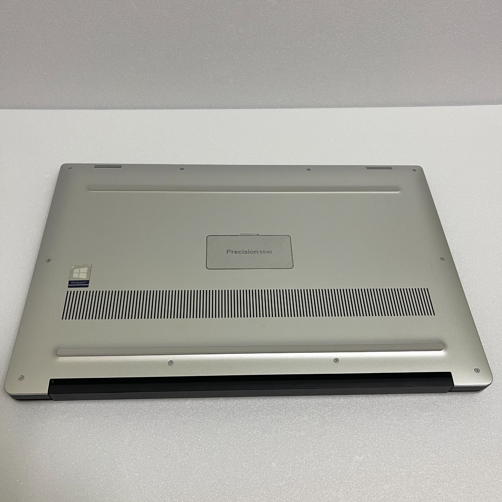 Dell Precision 5540 |4Kタッチパネル | 100% Adobe RGB | Core i7