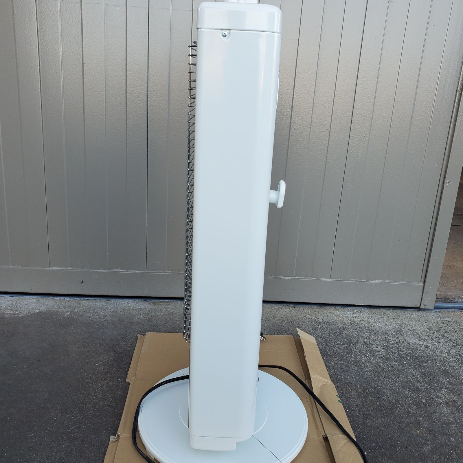 21年製 アラジン Aladdin 電気ストーブ 遠赤 ホワイト AEH-G105N-W