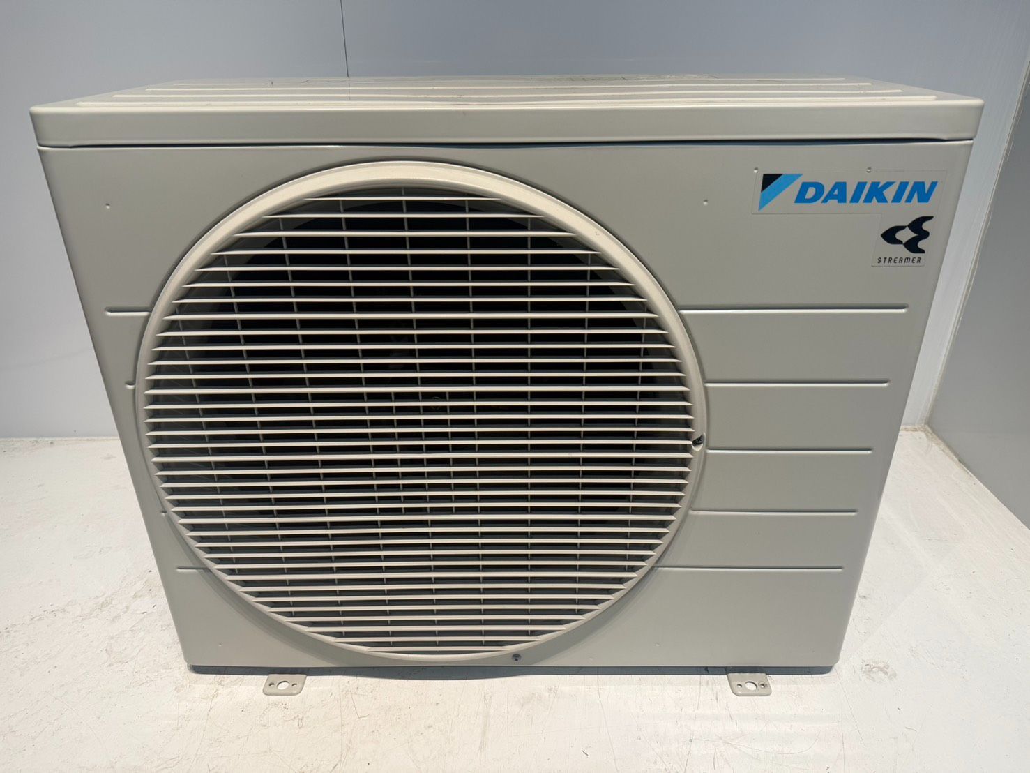 273 DAIKIN 2021年製エアコン 10～12畳用 整備済み - メルカリ