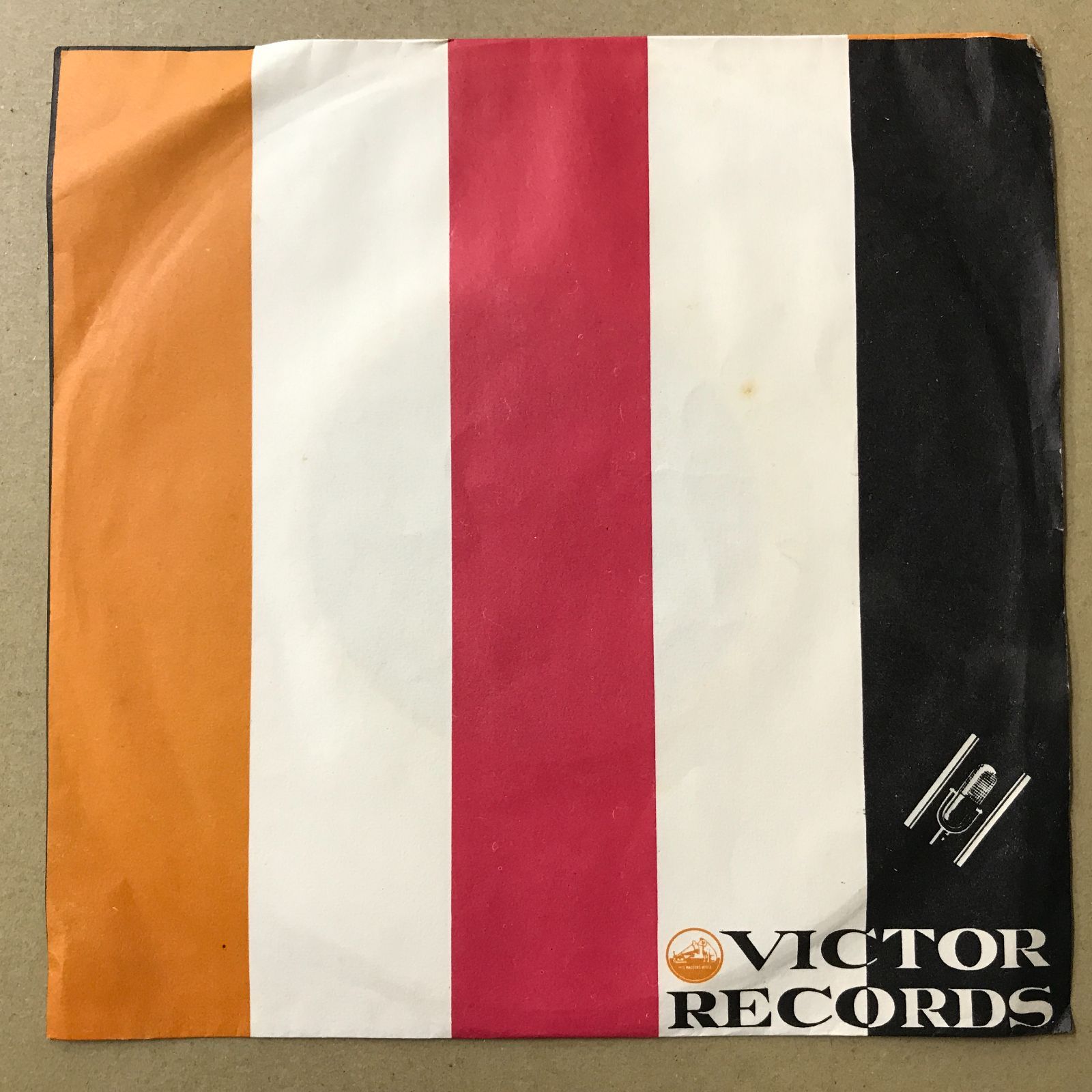 s11) EPレコード 佐良直美 [ さがらなおみ ] 世界は二人のために / 愛