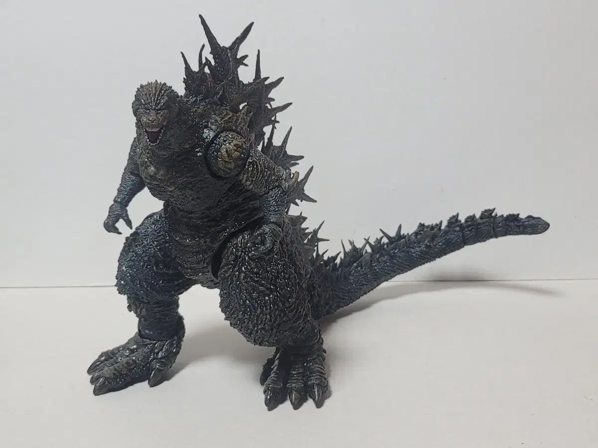 スーパー7 アルティメイツ ゴジラマイナスワン アクションフィギュア