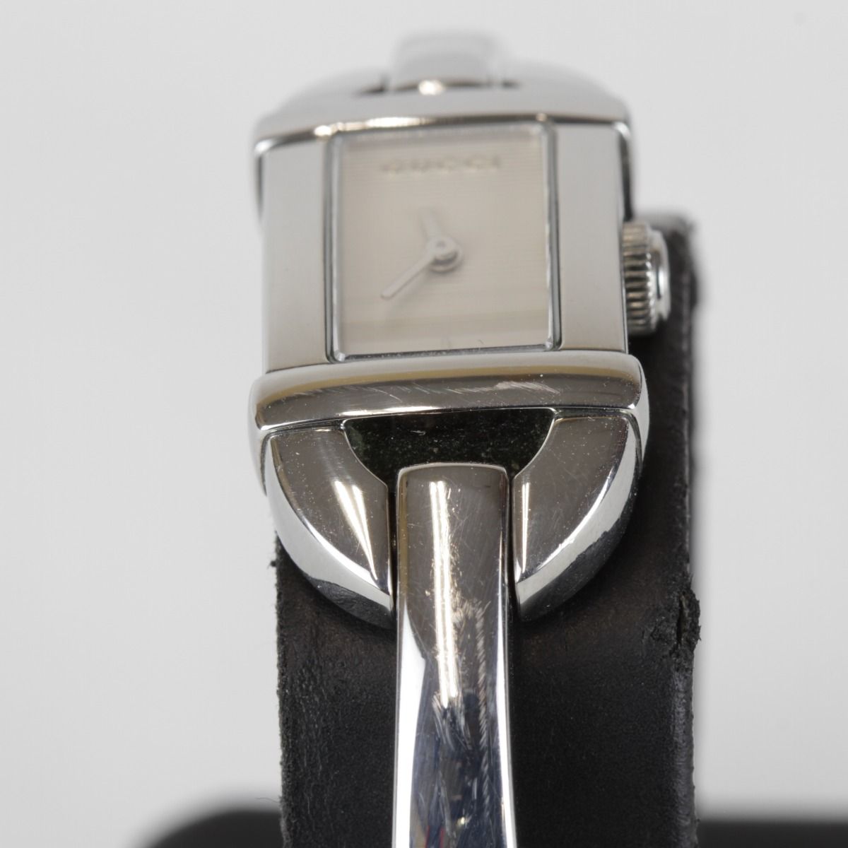 良品『USED』GUCCI【グッチ】 バングルウォッチ 6800L 箱有 腕時計