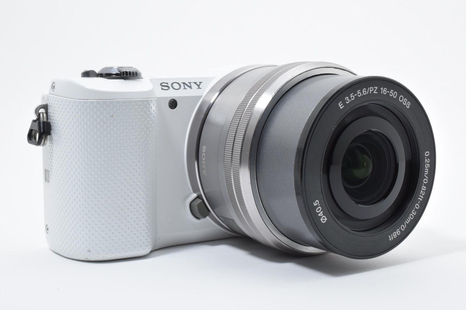 美品】ソニー SONY a5000 デジカメ ホワイト ショット7596回 - メルカリ