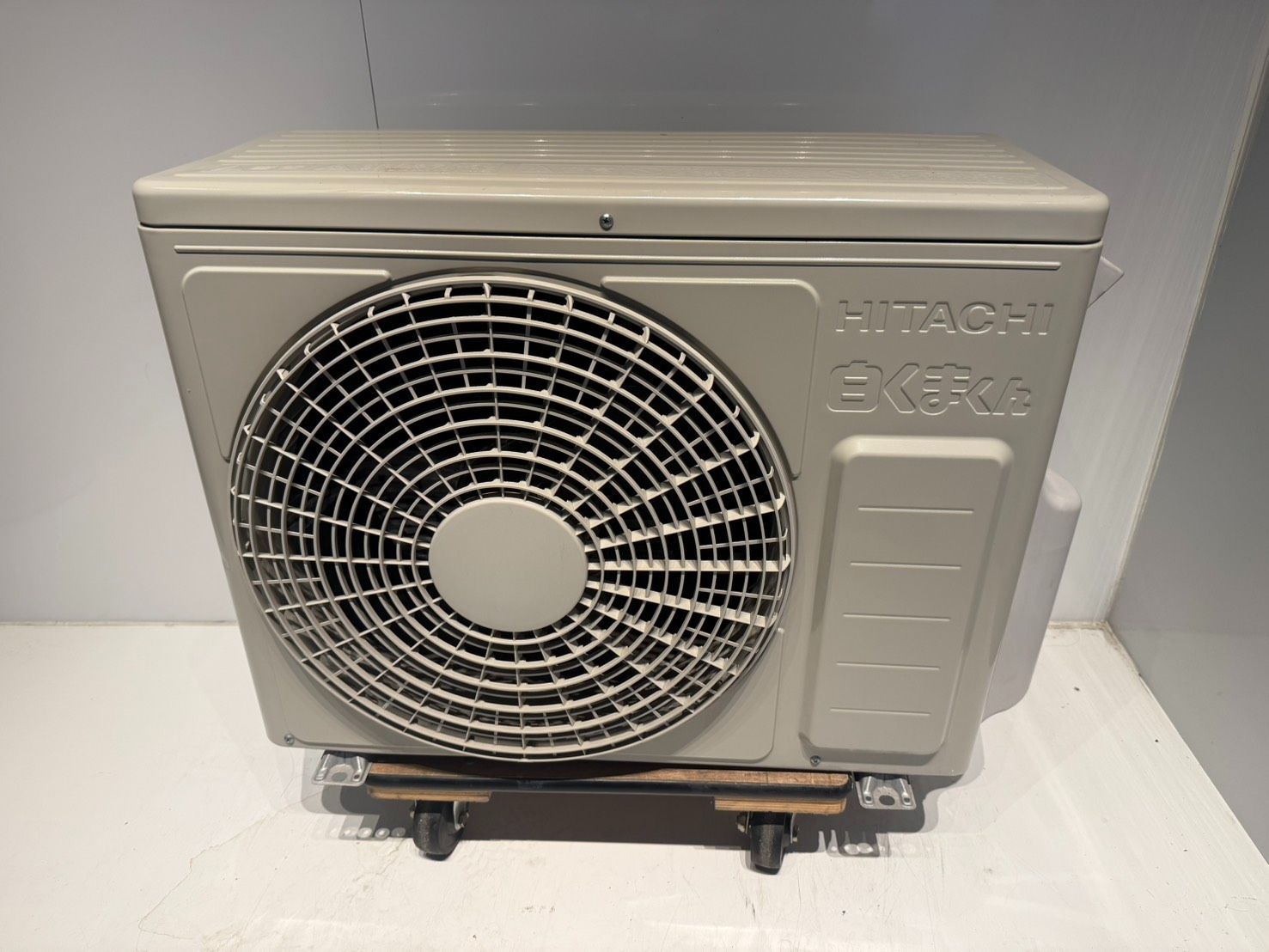 304 HITACHI 2021年製エアコン 6～8畳用 整備済み - メルカリ