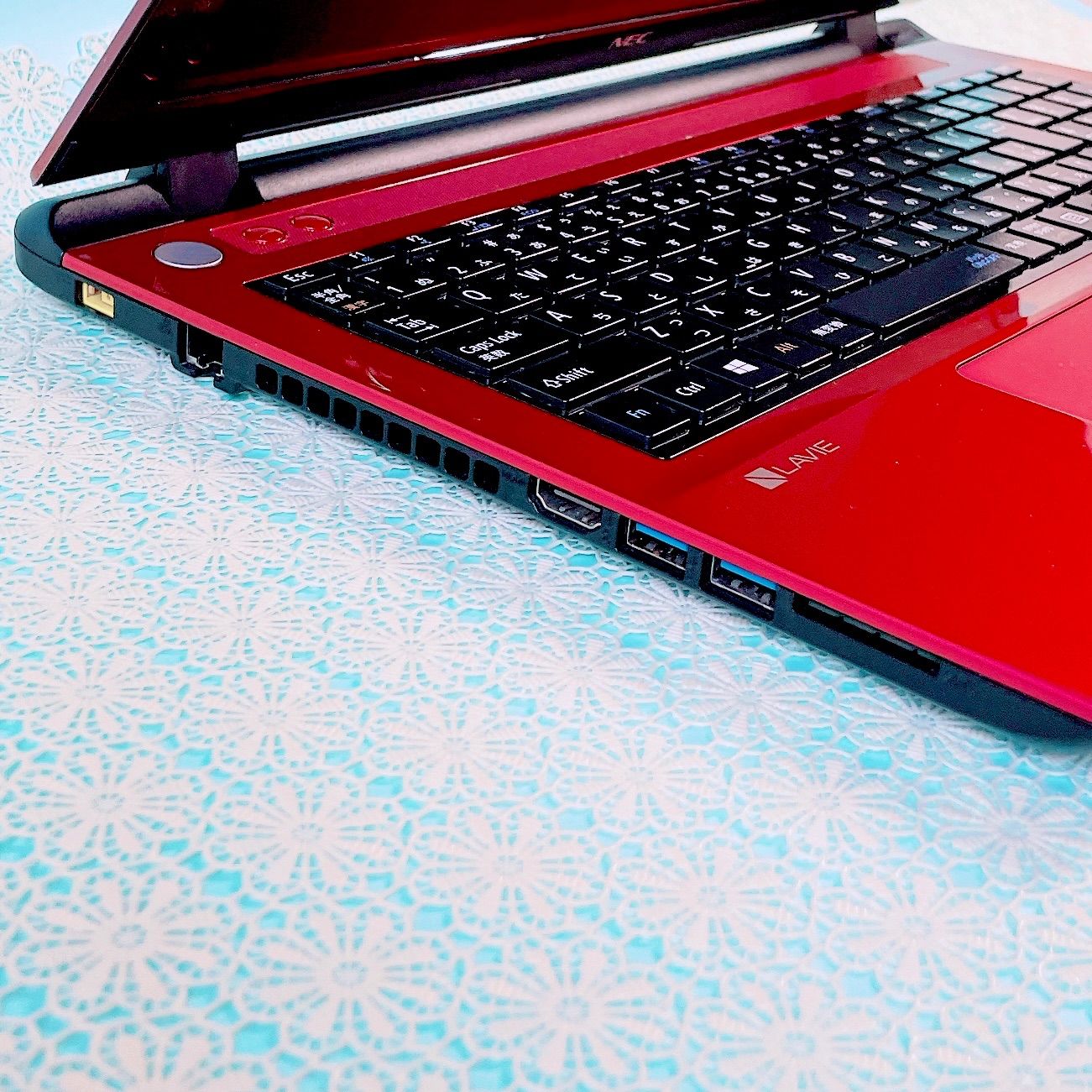 美品✨迷ったらコレ❣️写真や動画の保存におすすめ大容量1TB✨️薄型