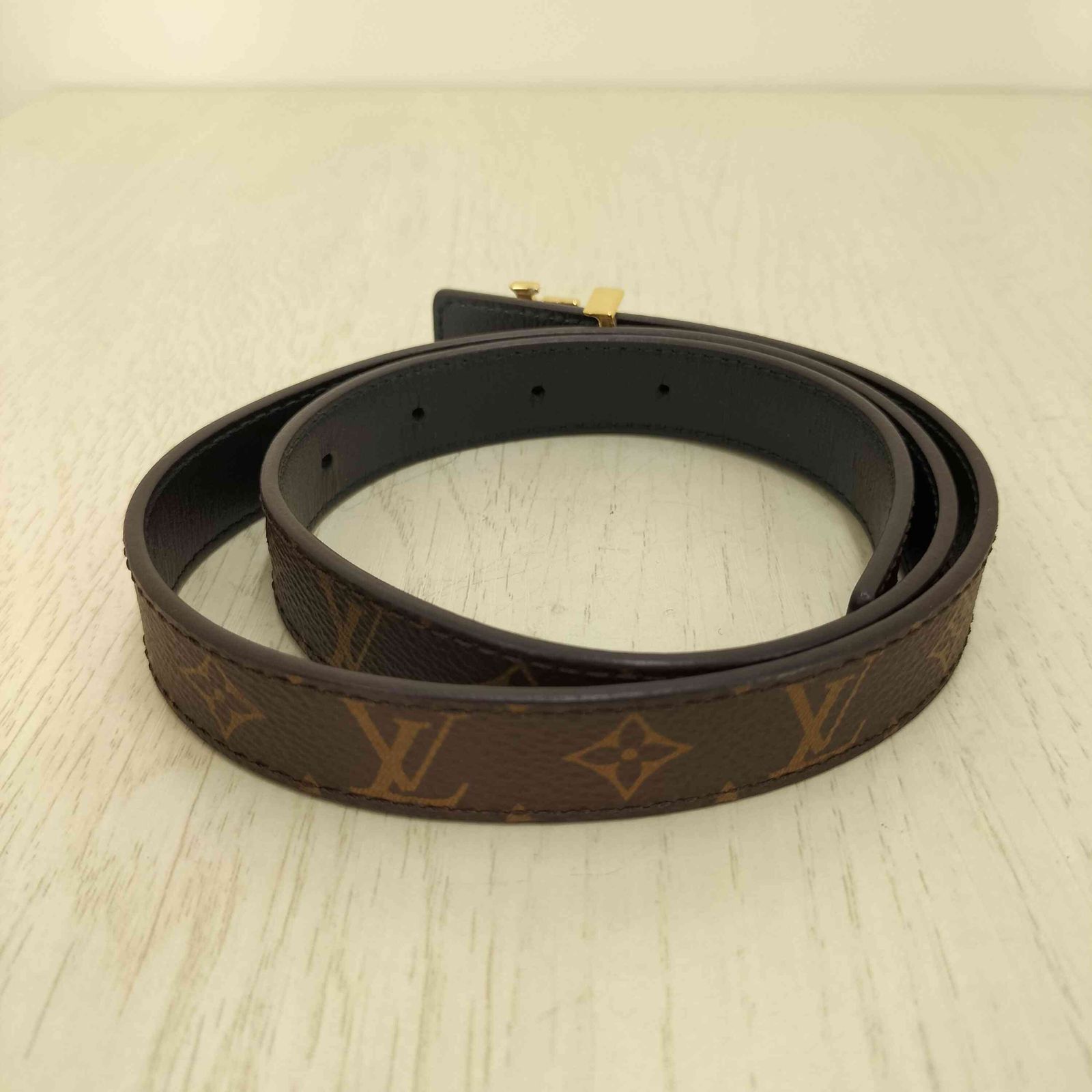 ルイヴィトン ベルト サンチュール・LV アイコニック 30 リバーシブル