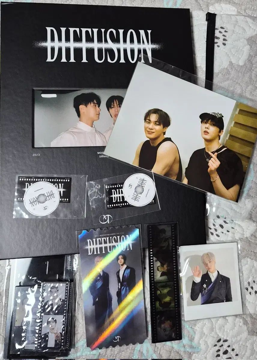 ムンビン&サナ2023 FAN CON [DIFFUSION]特典付 25070 Amazon.co.jp