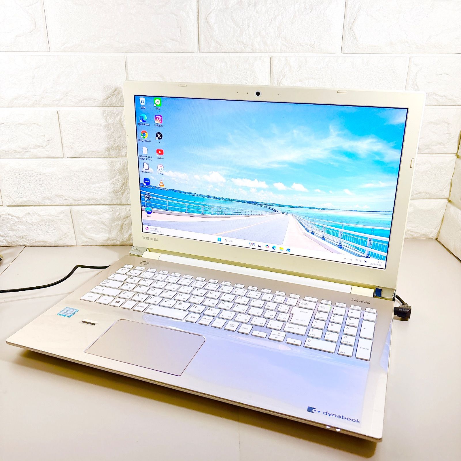 快適動作のSSD✨メモリ8GB フルHD WEBカメラ 第7世代 ノートパソコン