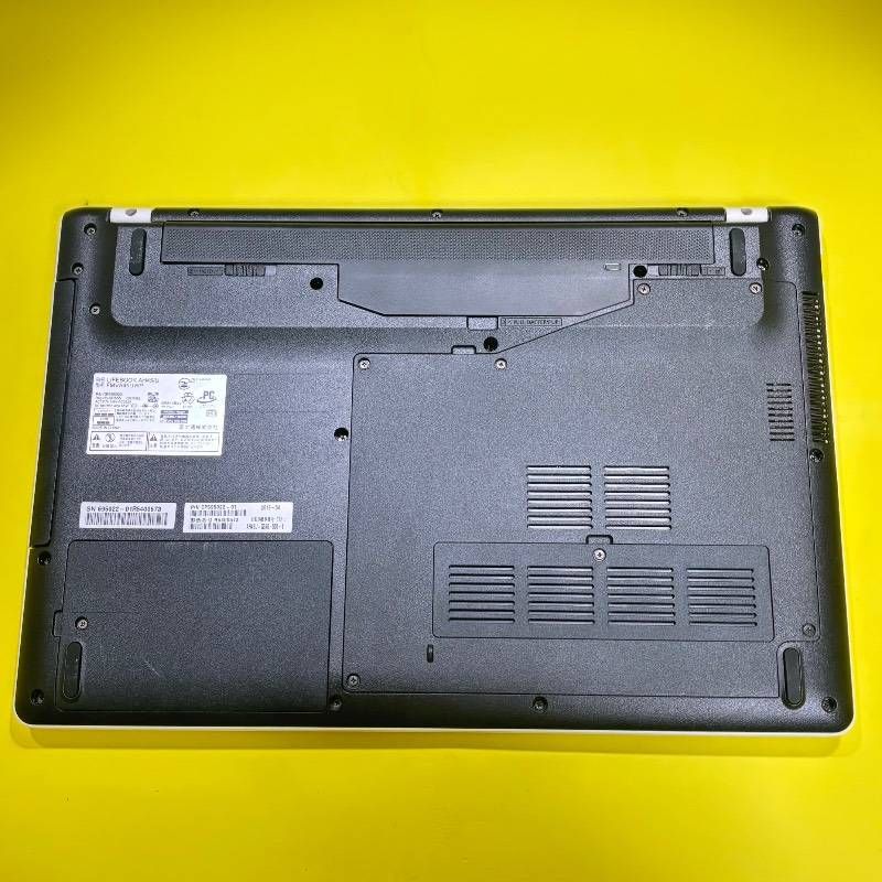 Core i3ノートパソコン【SALE‼】美品✨SSD爆速✨ windows11✨オフィス