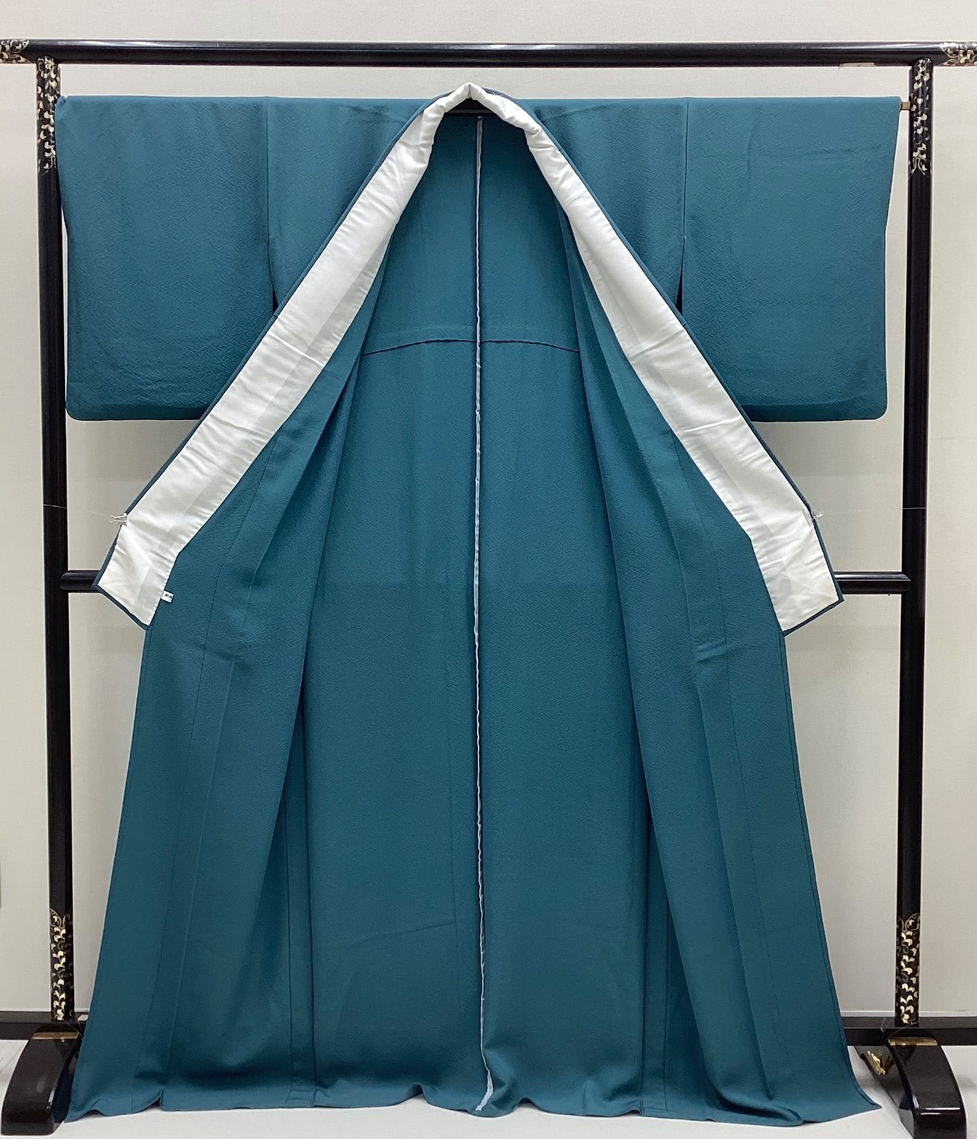 中古品 単衣着物 色無地 縫紋 深藍色 正絹 R457 - メルカリ