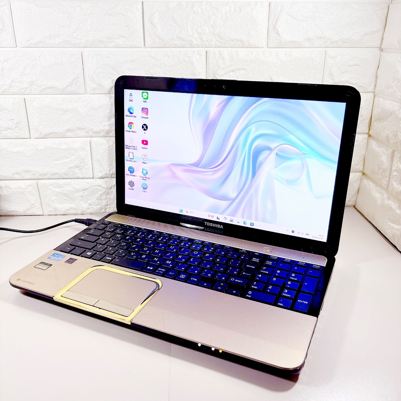 ブルーレイが観れる✨快適SSD 高性能Core i7 メモリ8GB WEBカメラ すぐ