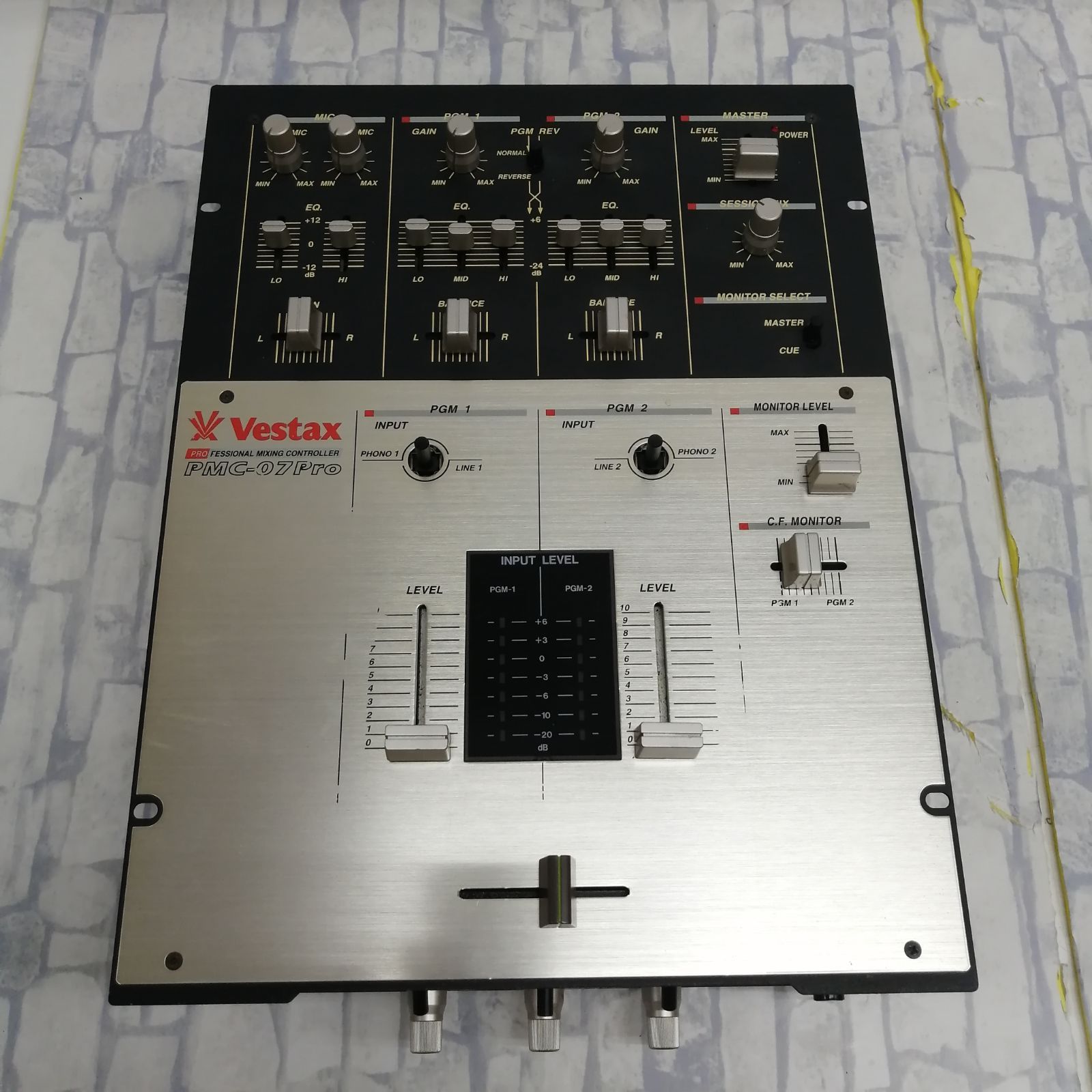 動作品】VESTAX ミキサー PMC-07PRO M1840 - メルカリ