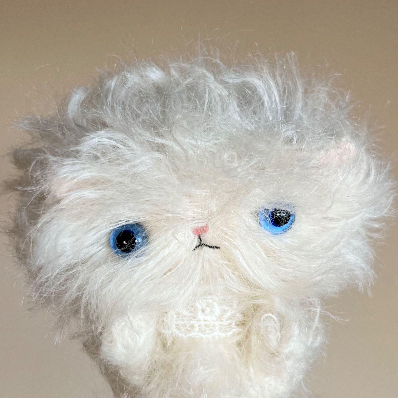 おねだり上手な子 ｝ ねこ ぬいぐるみ 作家 テディベア ハンドメイド