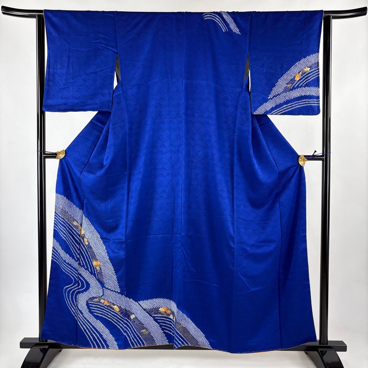 付下げ 身丈158cm 裄丈64cm M 袷 菊 流水 刺繍 絞り 青 正絹 優品