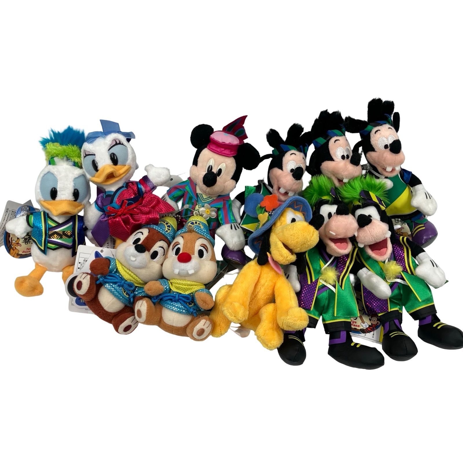 ディズニー ぬいぐるみ バッジ ミッキー デイジー ドナルド プルート