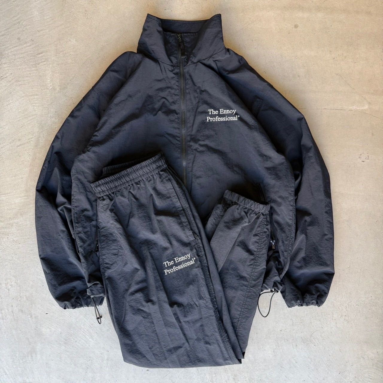 The Ennoy Professional ナイロン セットアップ ネイビー 上下