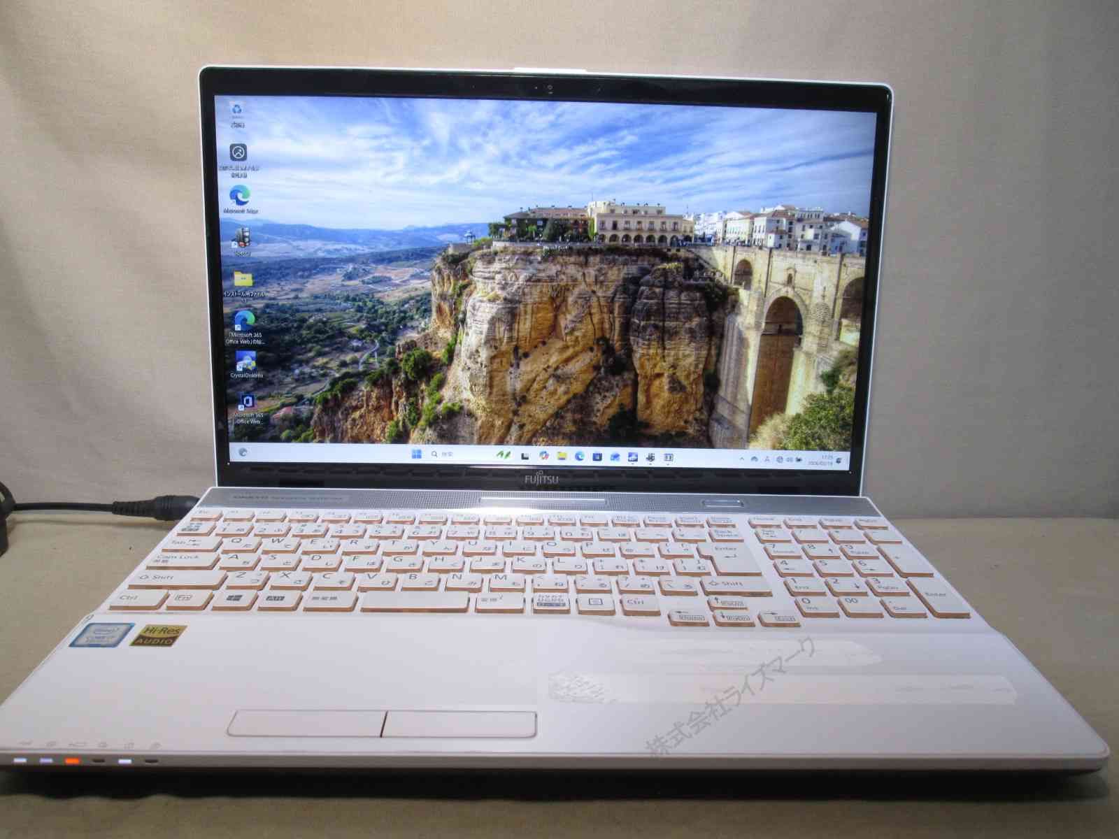 富士通 FMV LIFEBOOK AH53/C2【大容量HDD搭載】 Core i7 8550U