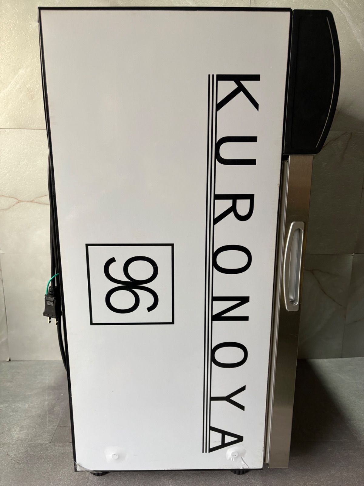 ③ ジャパンメイセイダ ディスプレイクーラー/ ショーケース冷蔵庫