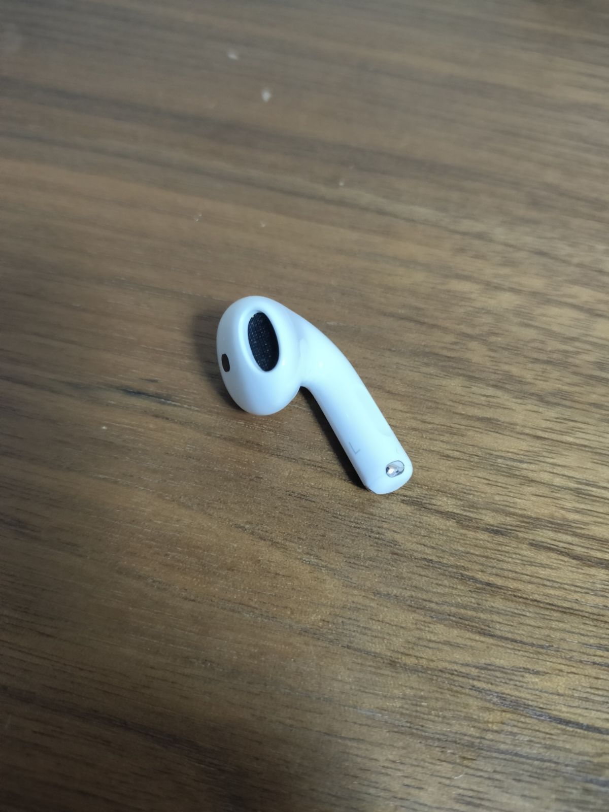 美品（正規品）Apple AirPods 4世代 片耳 L 片方 左耳 ノイキャン無し