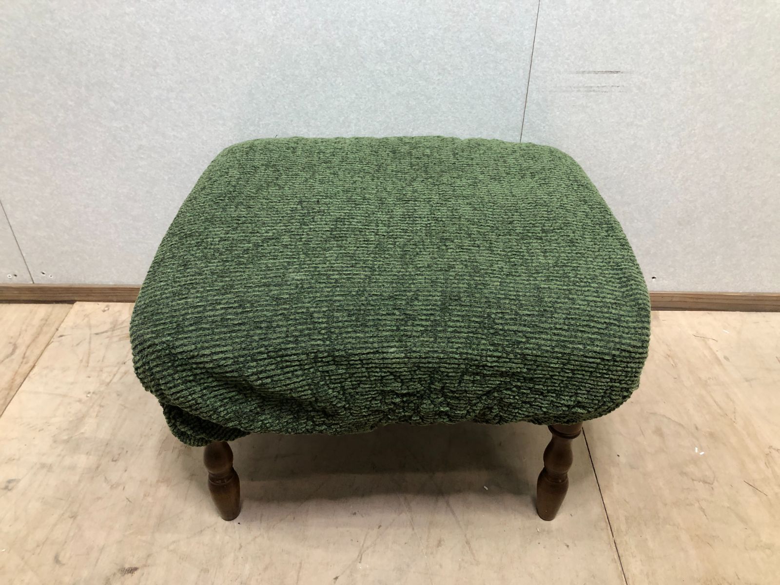 ヴィンテージ カリモク コロニアルシリーズ オットマン スツール 楽天