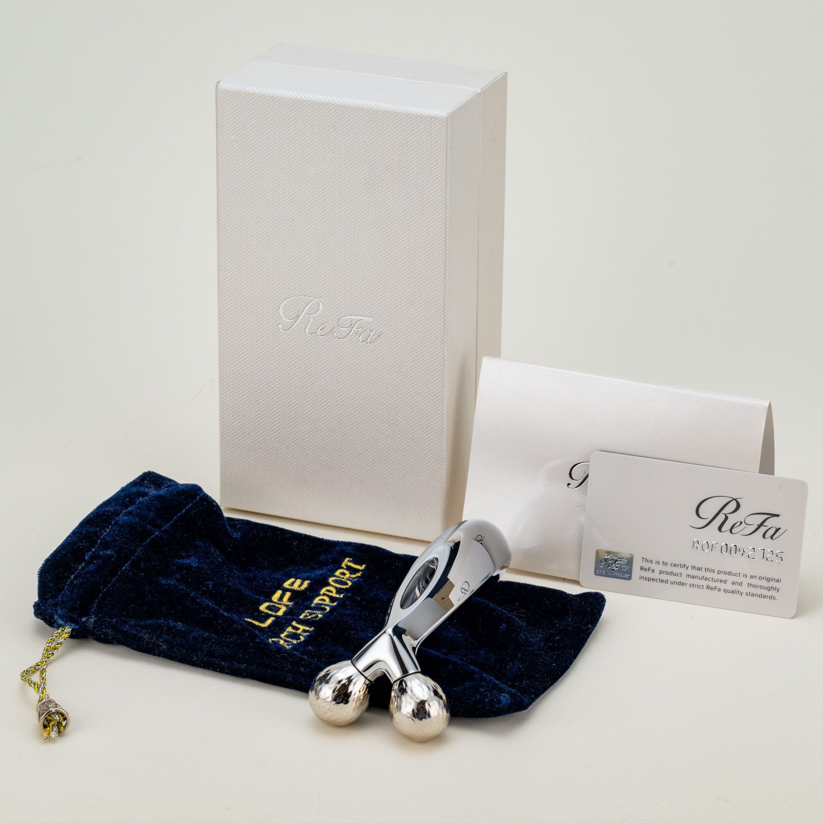 正規品・美品】ReFa CARAT リファカラット プラチナ電子ローラー 箱