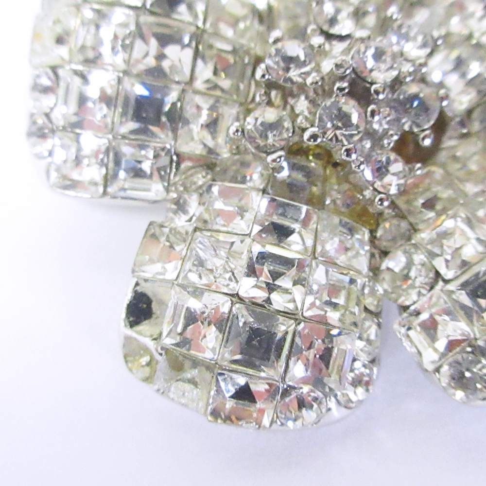 フォクシー FOXEY フラワーモチーフ ブローチ ラインストーン ビジュー