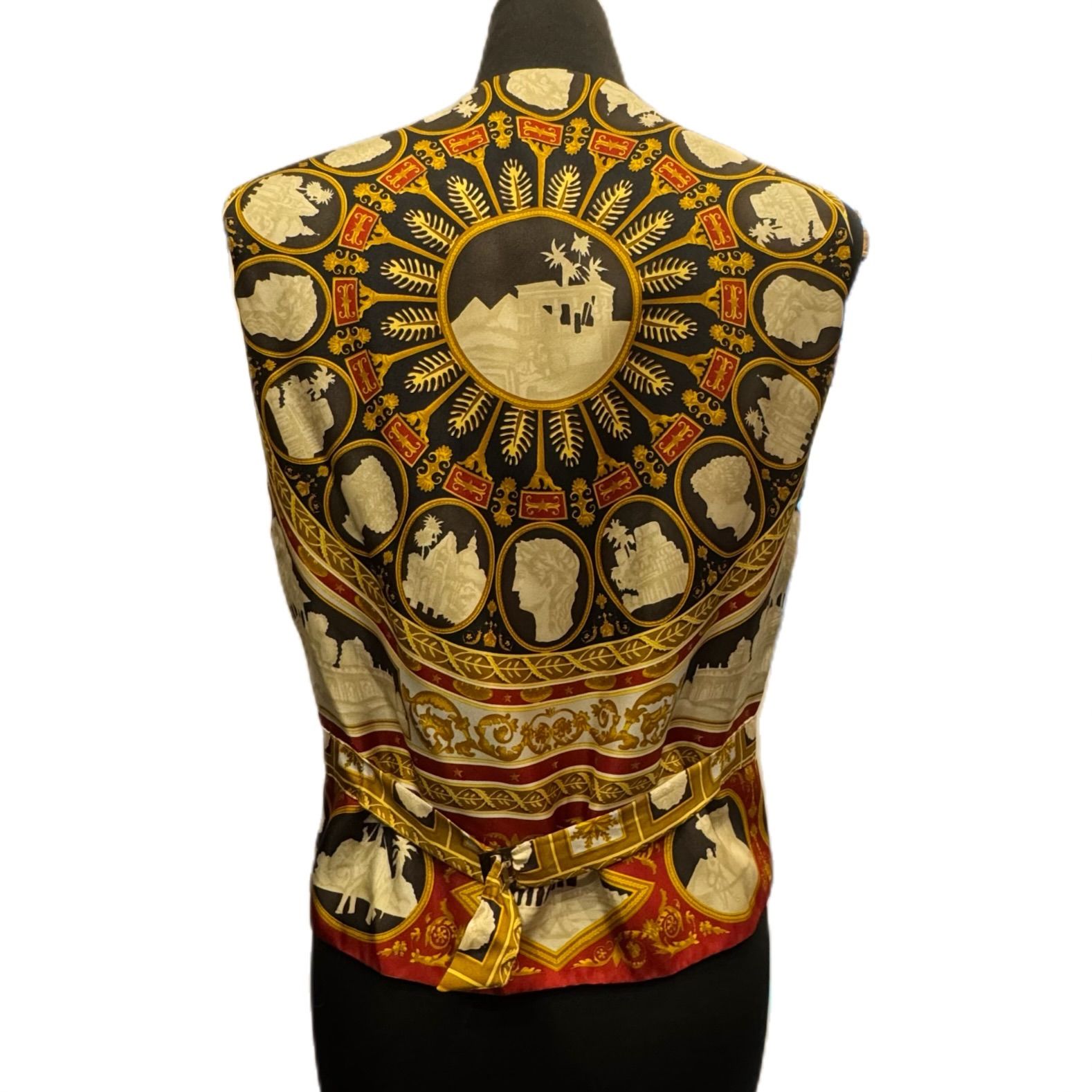 ETRO エトロ シルク ベスト ジレ SIZE 42 レッド マルチ - メルカリ
