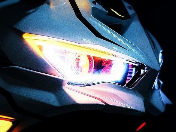 ZX-25R ZX-4R カスタムヘッドライト 受注製造 ZX25R ZX4R - メルカリ