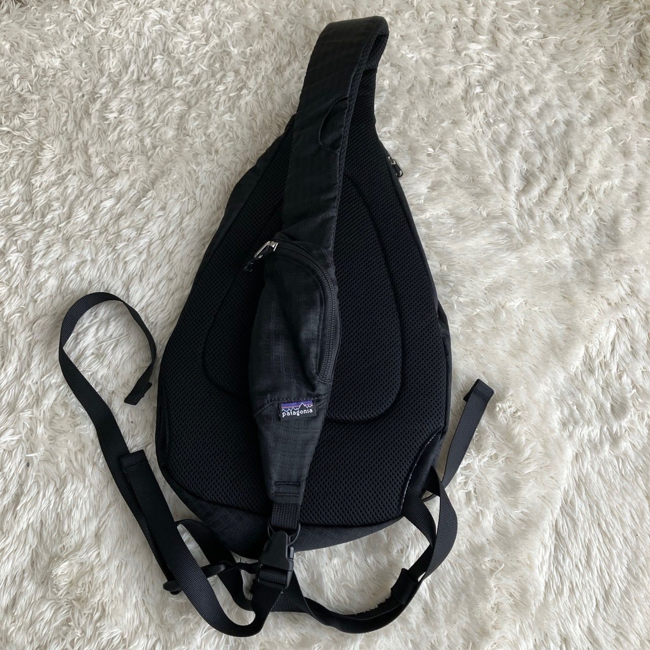 美品！廃盤！patagonia スリングバッグ ワンショルダー y2k - メルカリ
