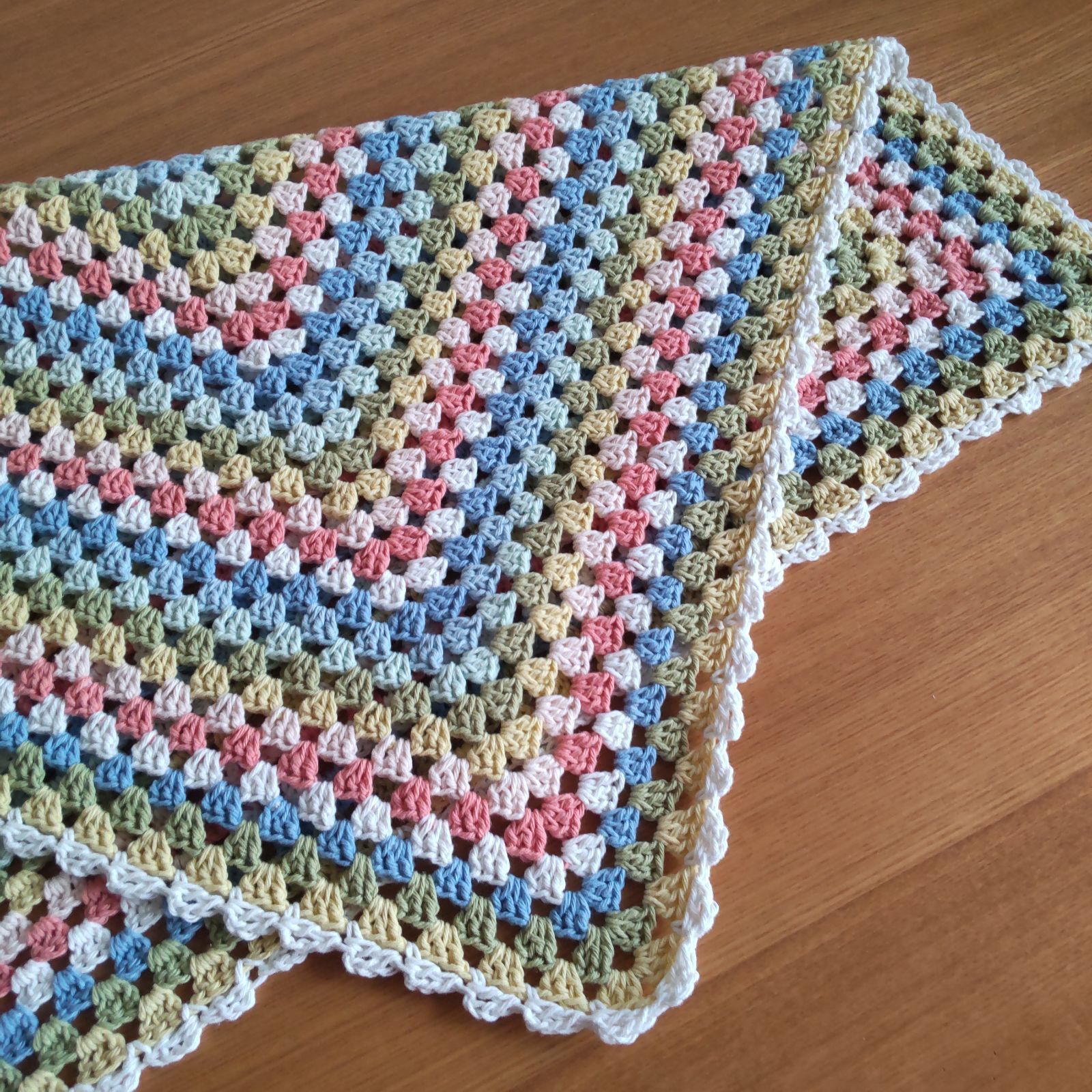 圧縮発送多色グラニースクエアベッドカバーハンドメイドレトロ 圧縮