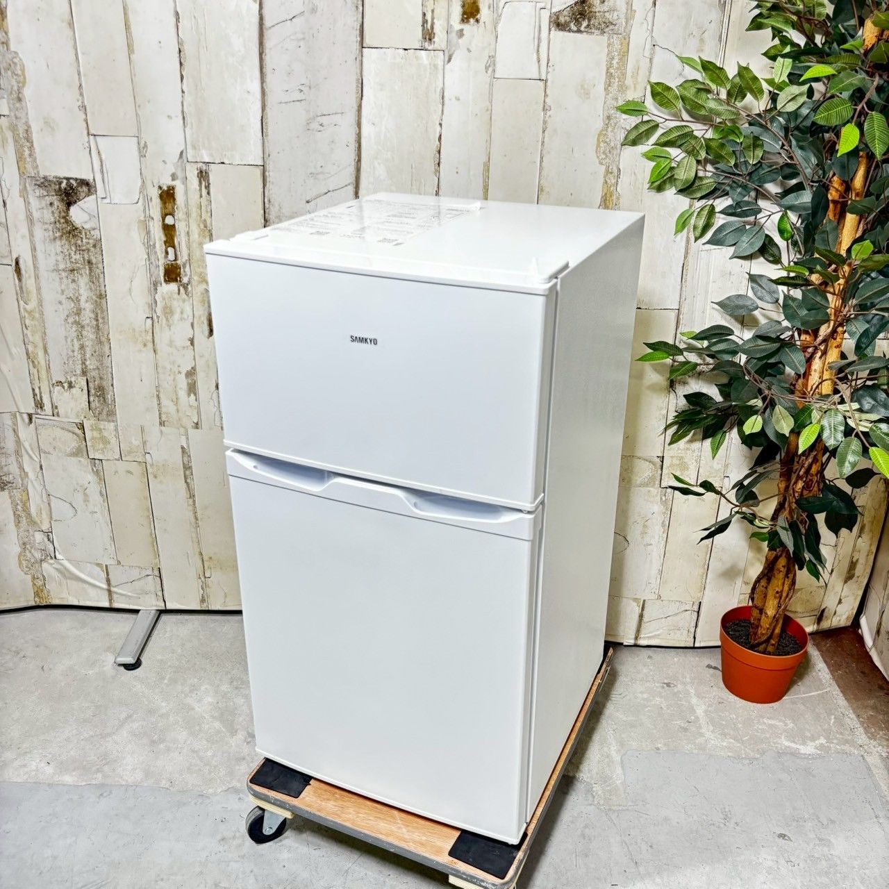 2024年製】 最も安い SAMKYO サムキョ GU90 冷蔵庫 95L