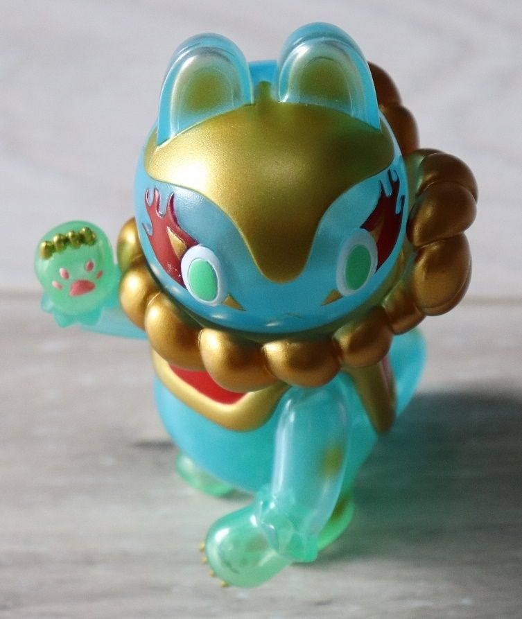 新品郷土玩具怪獣イヌハリゴン スケルトン イラストサイン入りソフビ