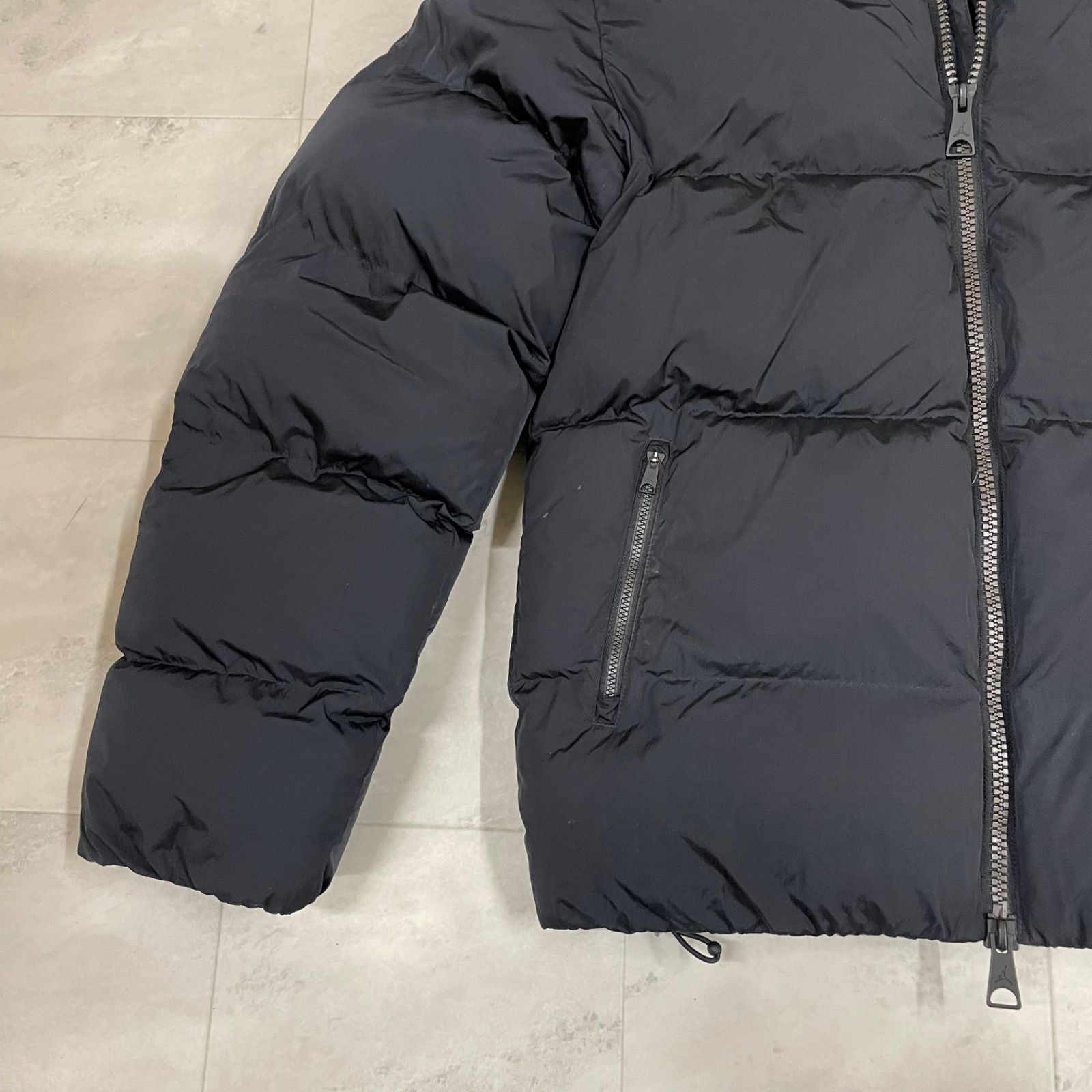 ◾︎ NIKE JORDAN エアジョーダン ダウンジャケット ブラック Sサイズ