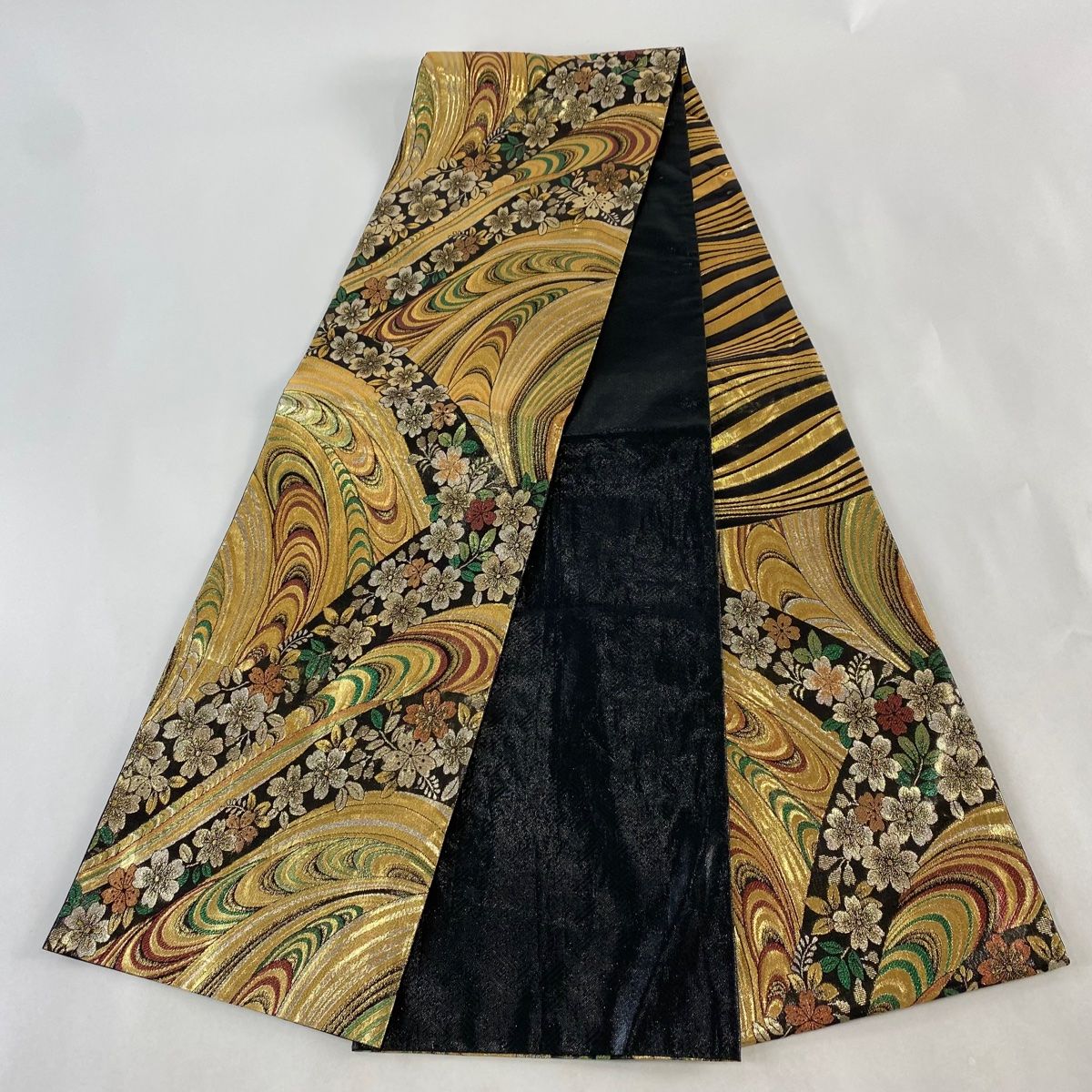 袋帯 美品 秀品 六通 正絹 V155 ○高級 正絹 六通 袋帯 華文